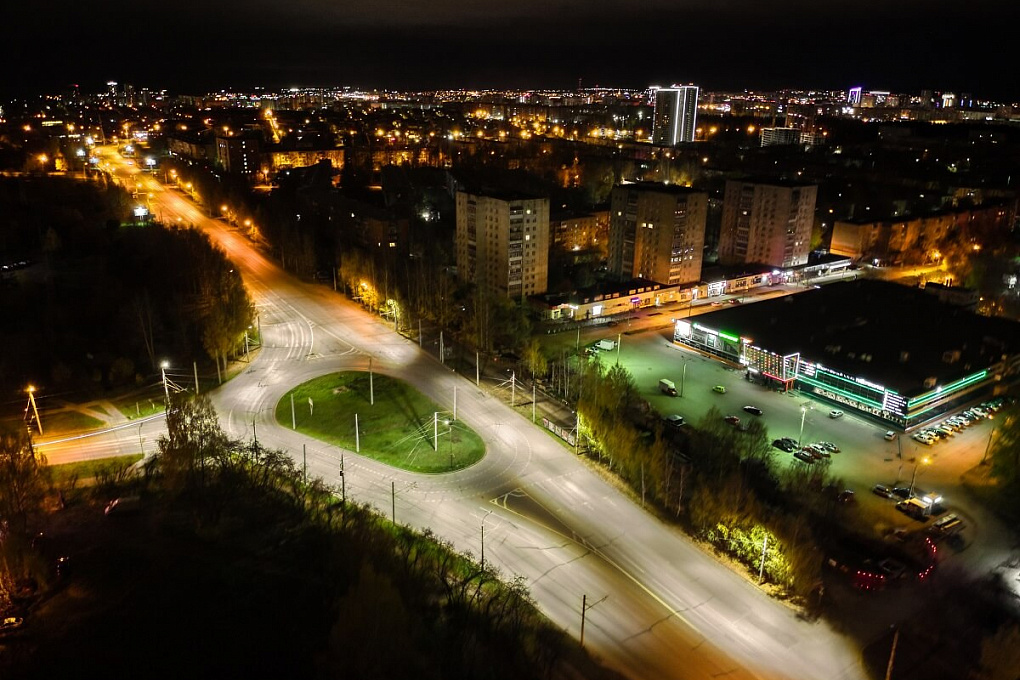 Освещение перекрестка ул. 9 Января – ул. Ворошилова (г. Ижевск)